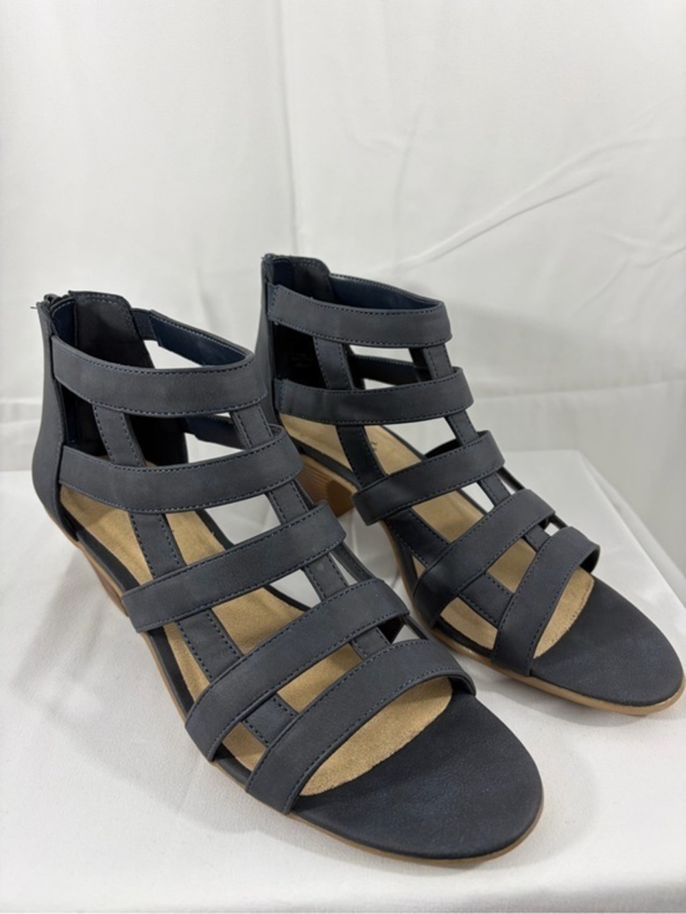 NWT Easy Street Women's Size 10 Navy Strappy Gladiator Wedge Sandals